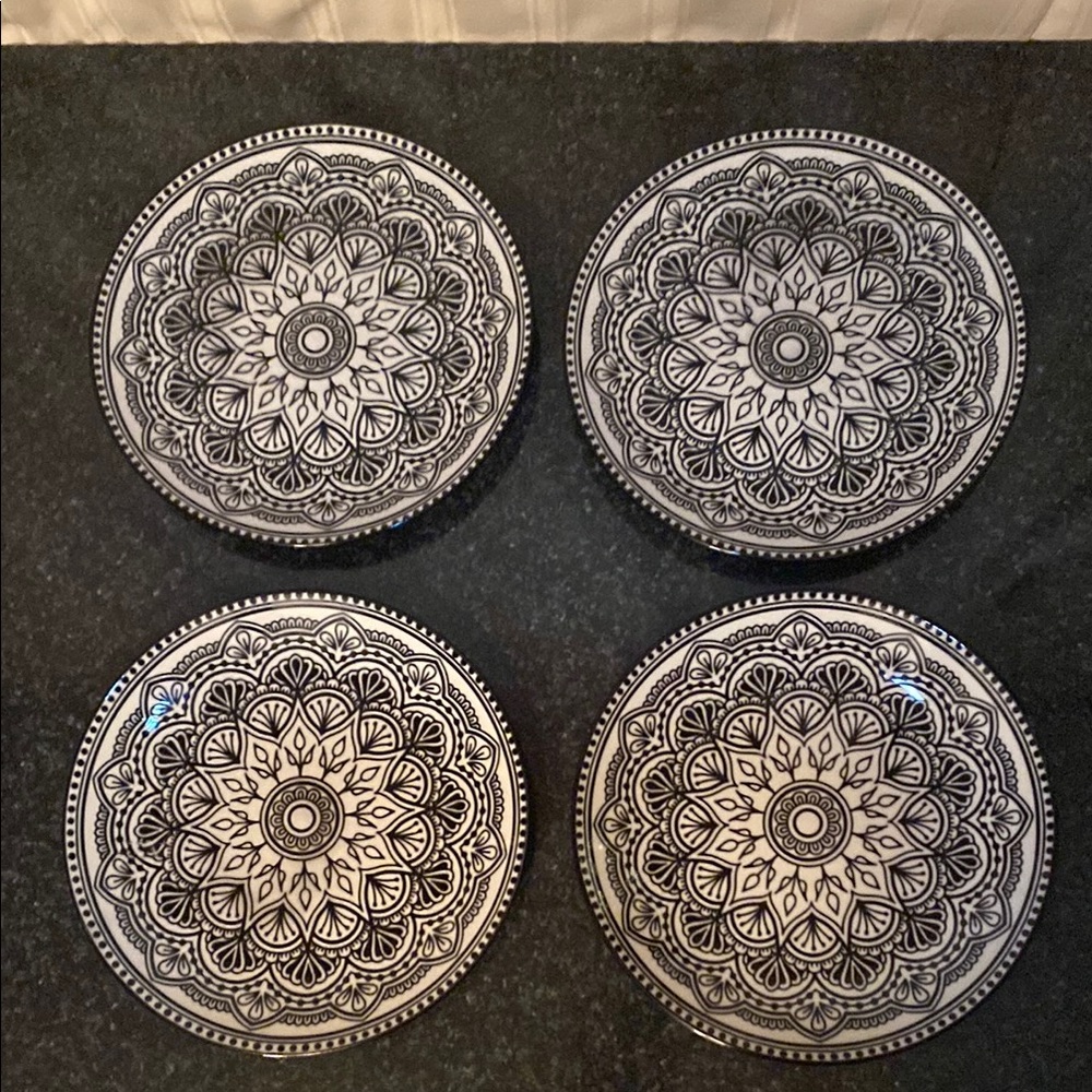 New! Royal Norfolk Mandela Design Set of Four Side Plates